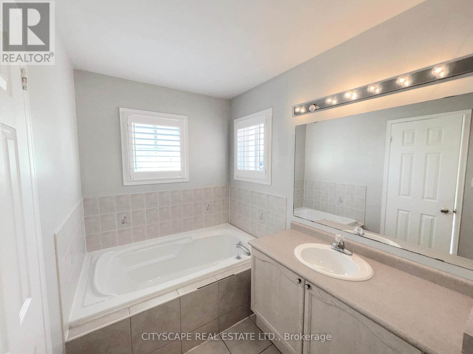 68 Vintage Gate, Brampton, Ontario  L6X 5C2 - Photo 20 - W13212354