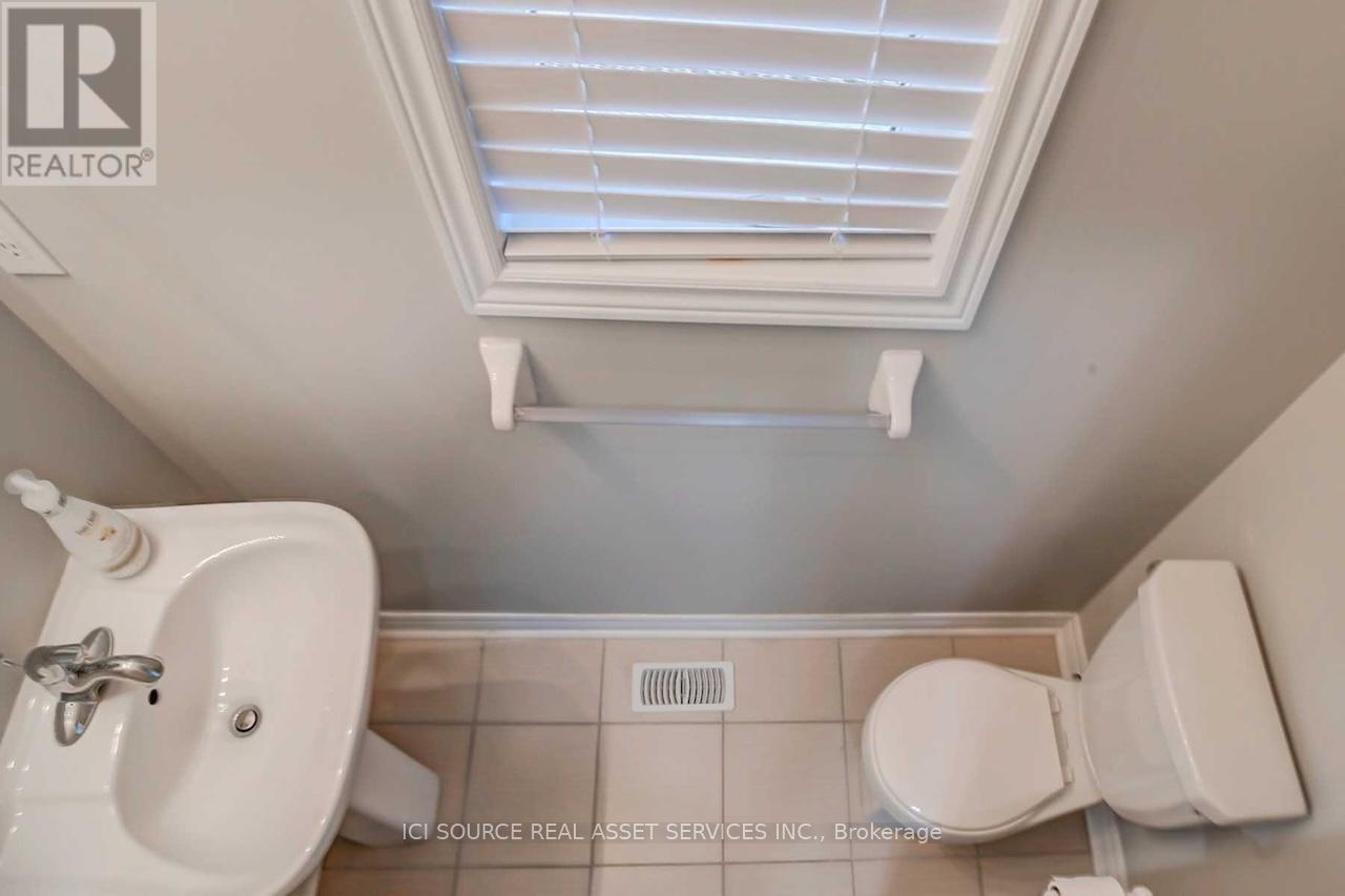 25 Rangemore Road, Brampton, Ontario  L7A 4V7 - Photo 14 - W13212374