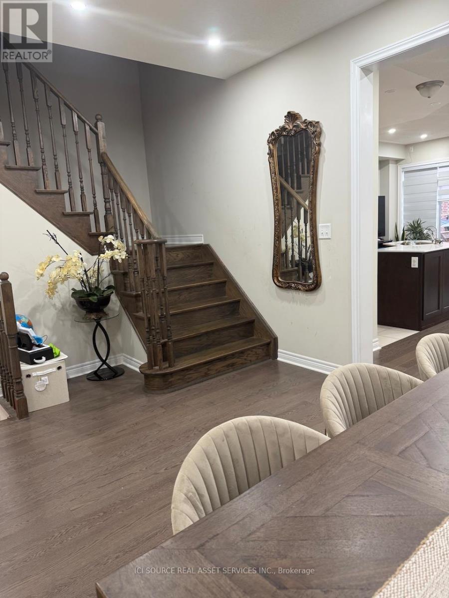 25 Rangemore Road, Brampton, Ontario  L7A 4V7 - Photo 7 - W13212374