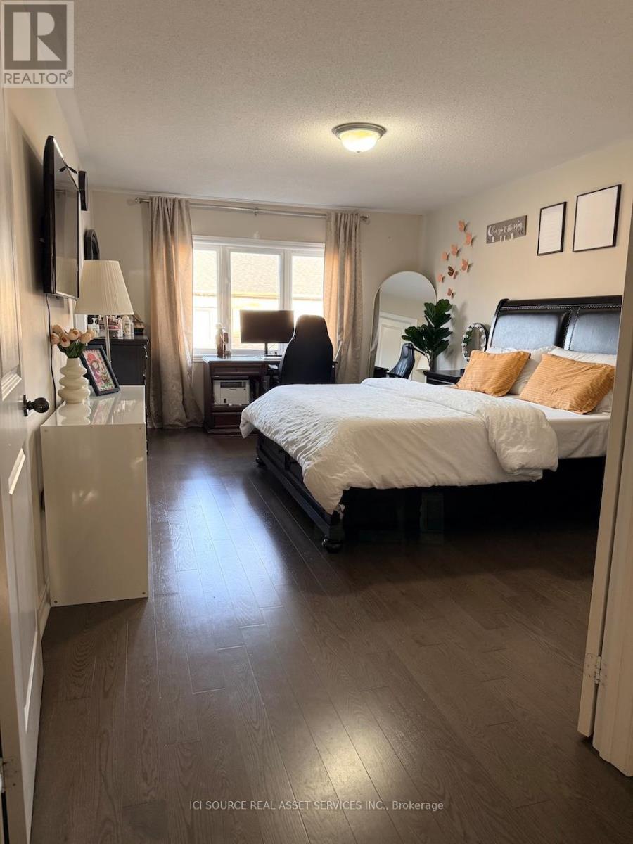 25 Rangemore Road, Brampton, Ontario  L7A 4V7 - Photo 8 - W13212374