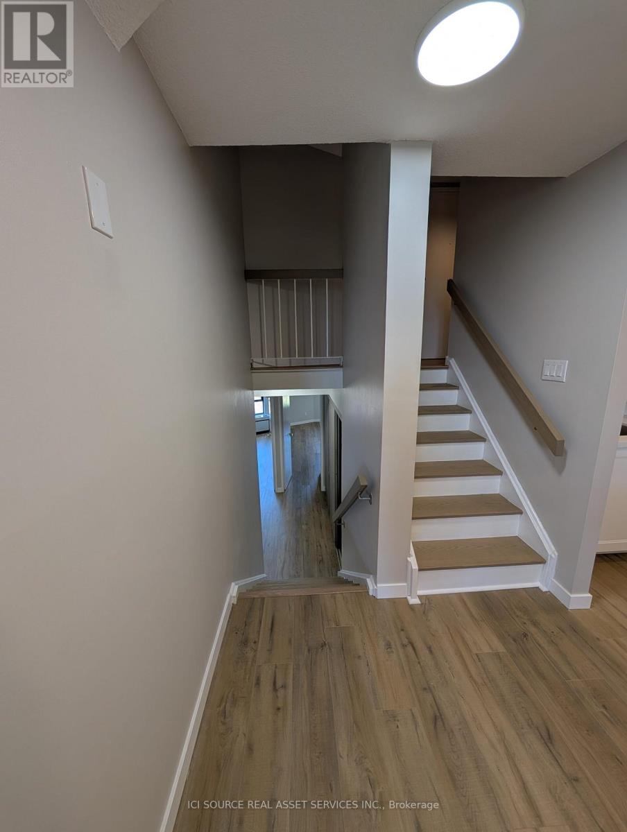 E3 - 284 Mill Road, Toronto, Ontario  M9C 4W6 - Photo 5 - W13212402