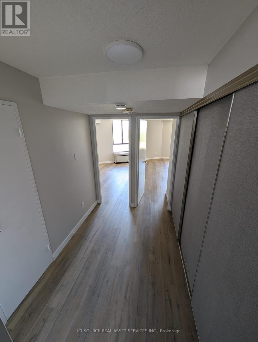 E3 - 284 Mill Road, Toronto, Ontario  M9C 4W6 - Photo 6 - W13212402