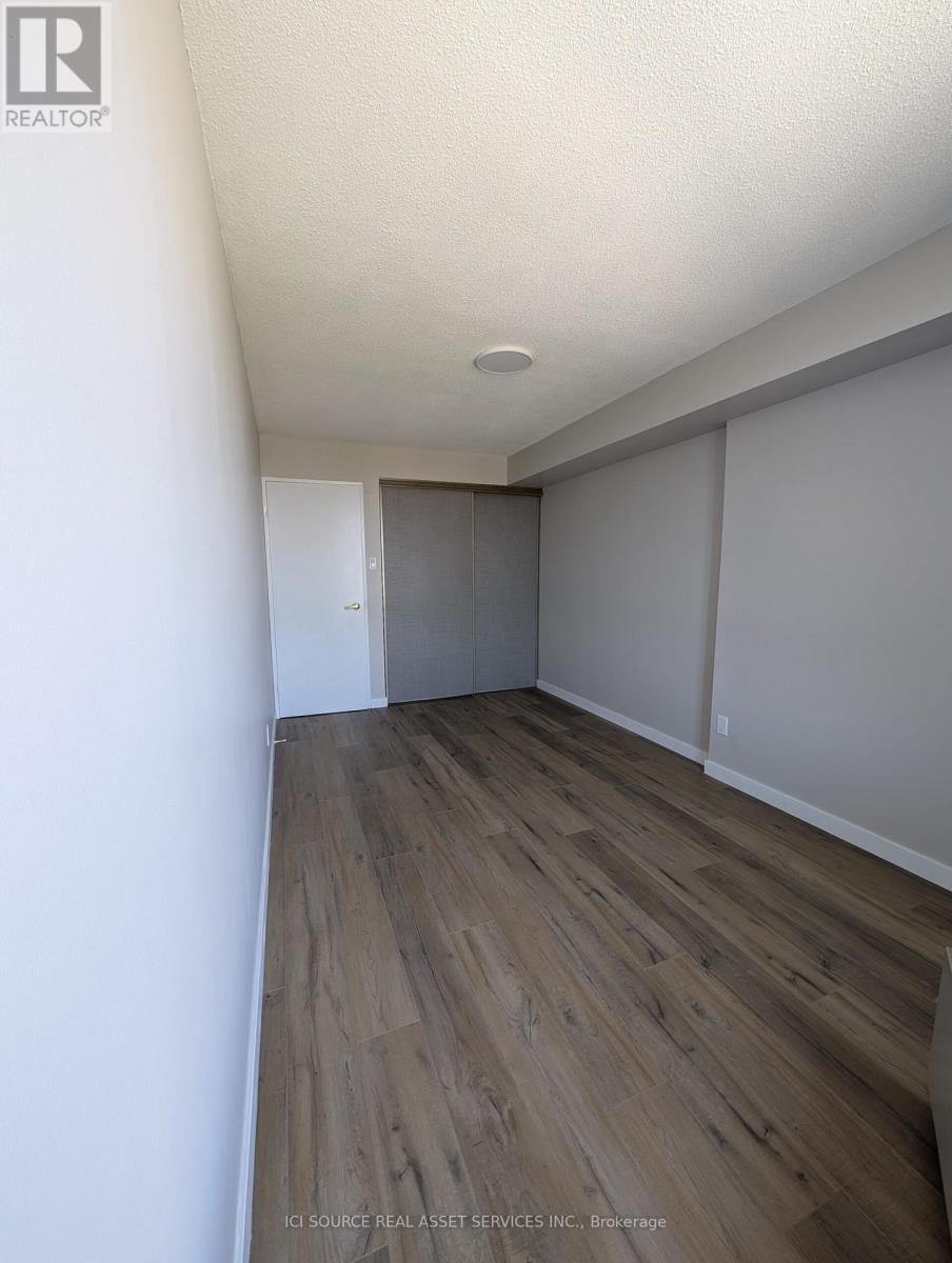 E3 - 284 Mill Road, Toronto, Ontario  M9C 4W6 - Photo 8 - W13212402