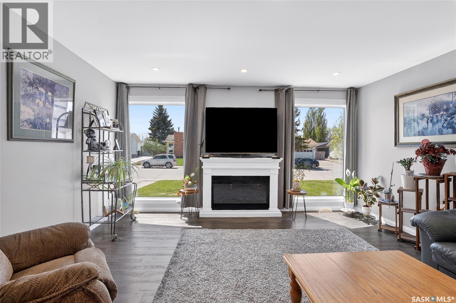 215 Neatby Crescent, Saskatoon, Saskatchewan  S7M 4W9 - Photo 11 - SK037404