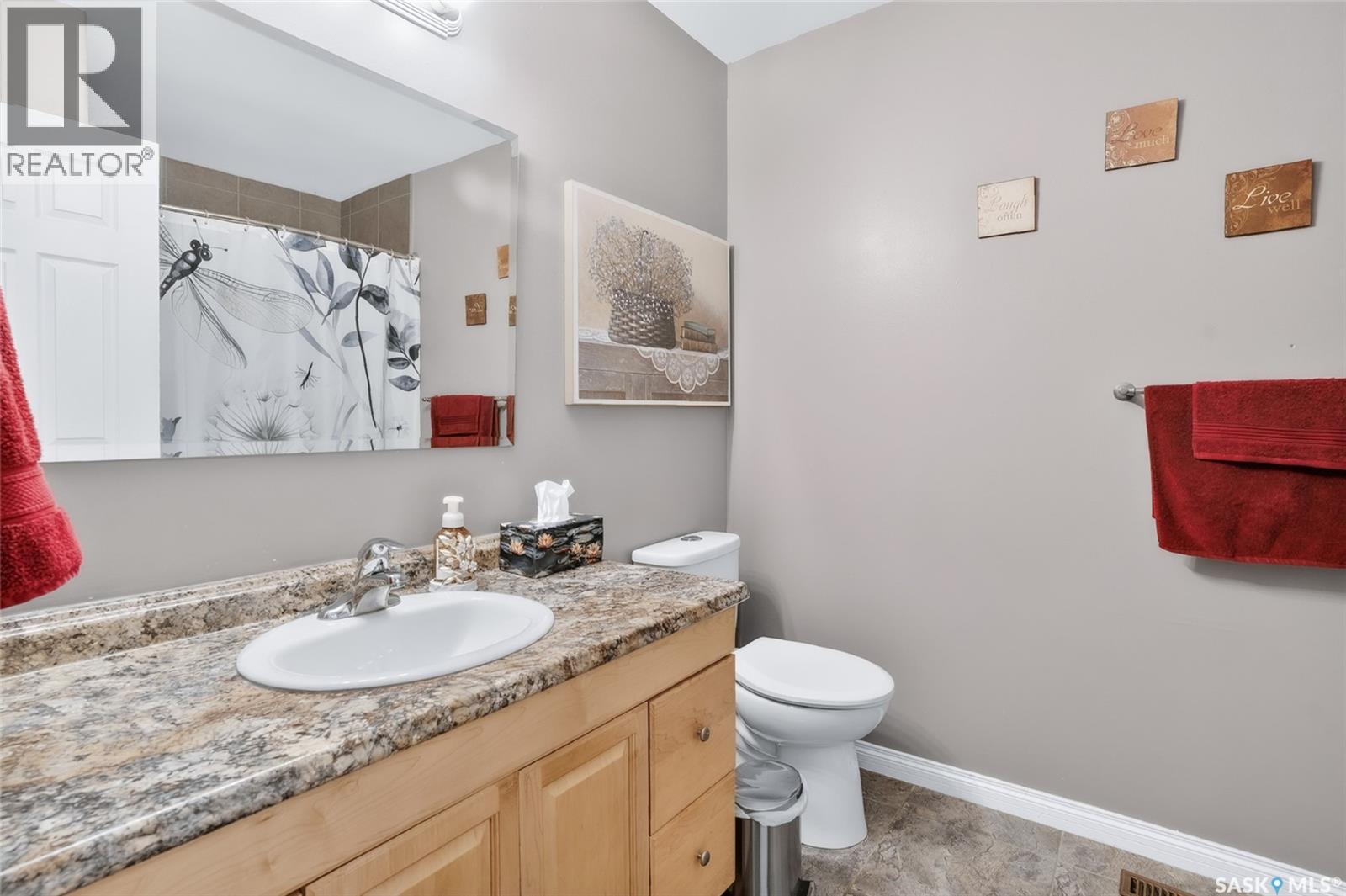 215 Neatby Crescent, Saskatoon, Saskatchewan  S7M 4W9 - Photo 27 - SK037404