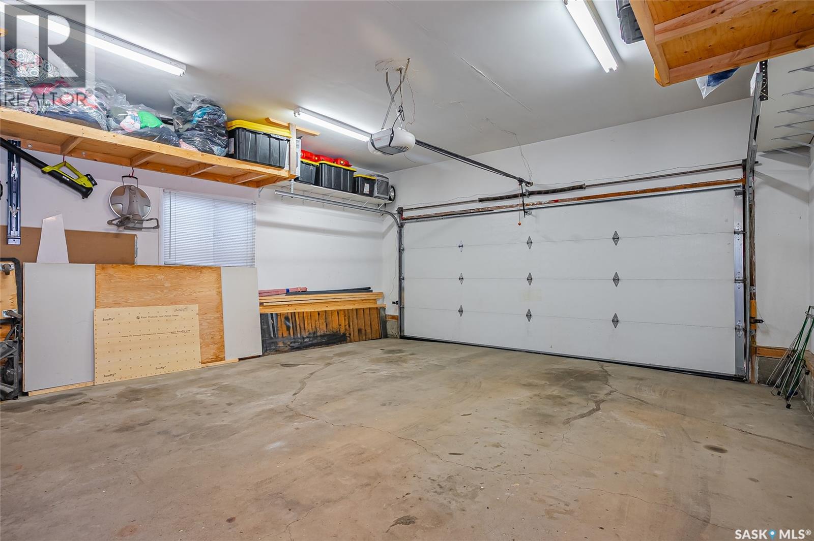 215 Neatby Crescent, Saskatoon, Saskatchewan  S7M 4W9 - Photo 44 - SK037404
