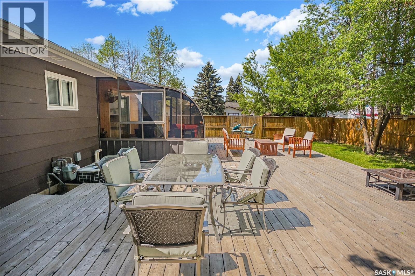 215 Neatby Crescent, Saskatoon, Saskatchewan  S7M 4W9 - Photo 47 - SK037404