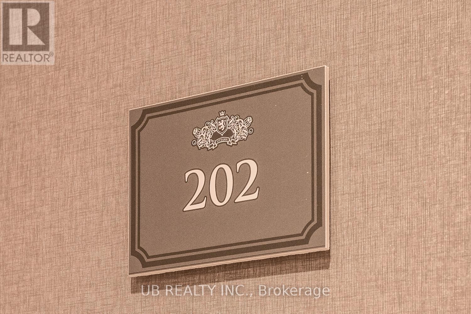 202 - 1451 WELLINGTON STREET W, Ottawa, Ontario