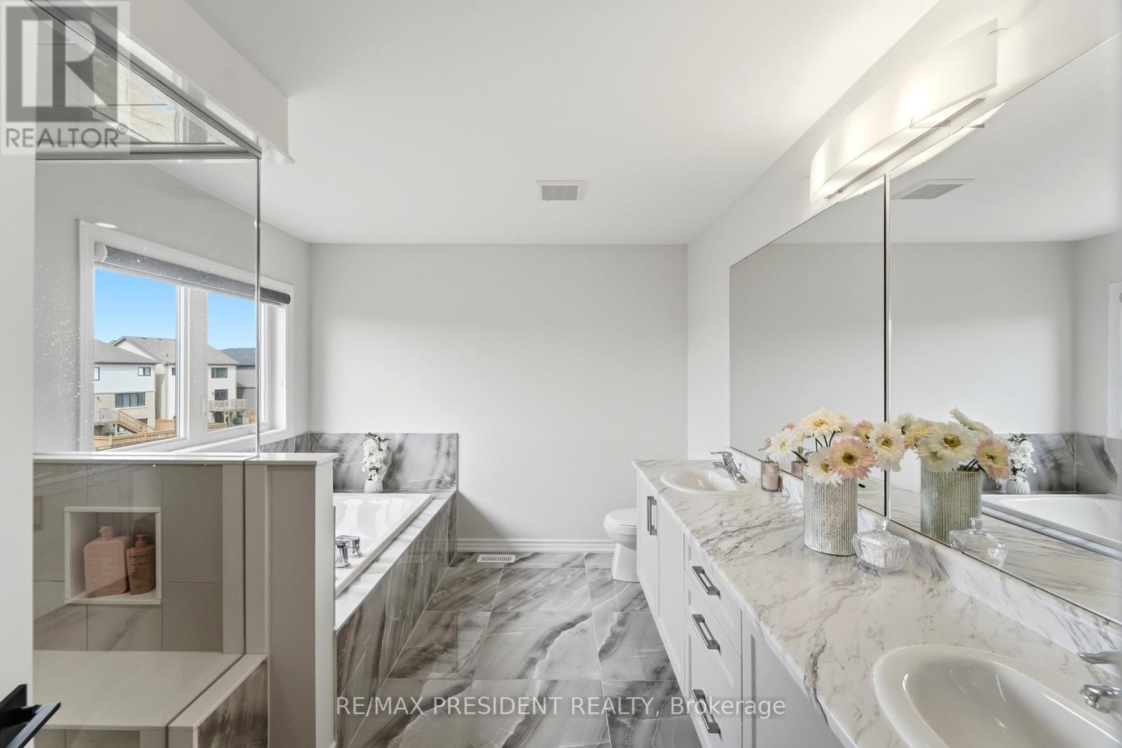 80 Explorer Way, Thorold, Ontario  L2V 0K3 - Photo 22 - X13212292