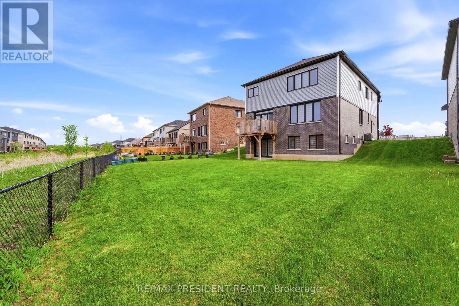 80 Explorer Way, Thorold, Ontario  L2V 0K3 - Photo 35 - X13212292