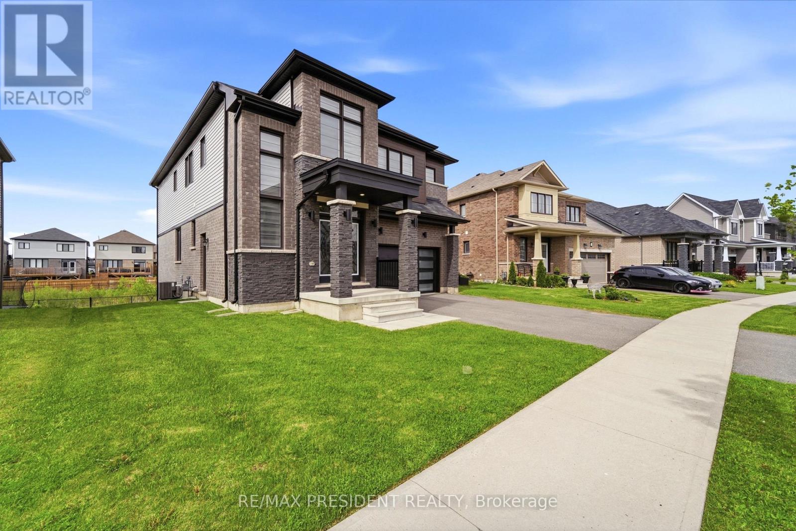 80 Explorer Way, Thorold, Ontario  L2V 0K3 - Photo 4 - X13212292