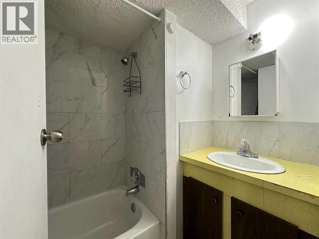 121 Huntford Close Ne, Calgary, Alberta  T2K 3Y7 - Photo 34 - A2316029