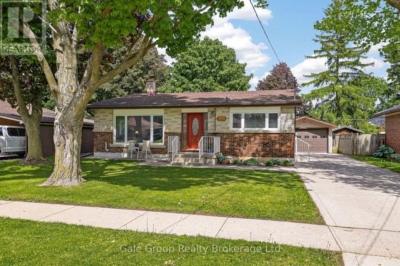 308 Willowgrove Crescent, Woodstock, Ontario N4S 7N4 - Photo 1 - X13212420
