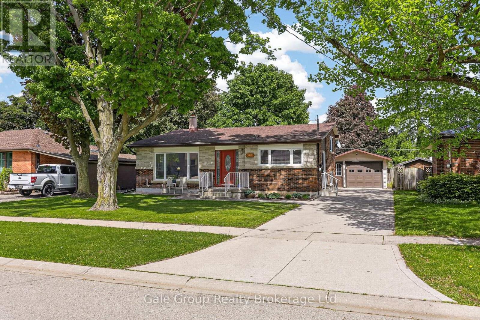 308 Willowgrove Crescent, Woodstock, Ontario N4S 7N4 - Photo 2 - X13212420