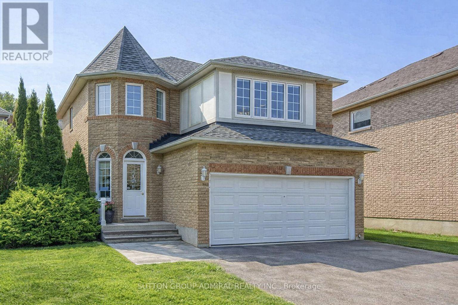 87 Stemmle Drive, Aurora, Ontario  L4G 6N4 - Photo 2 - N12761466
