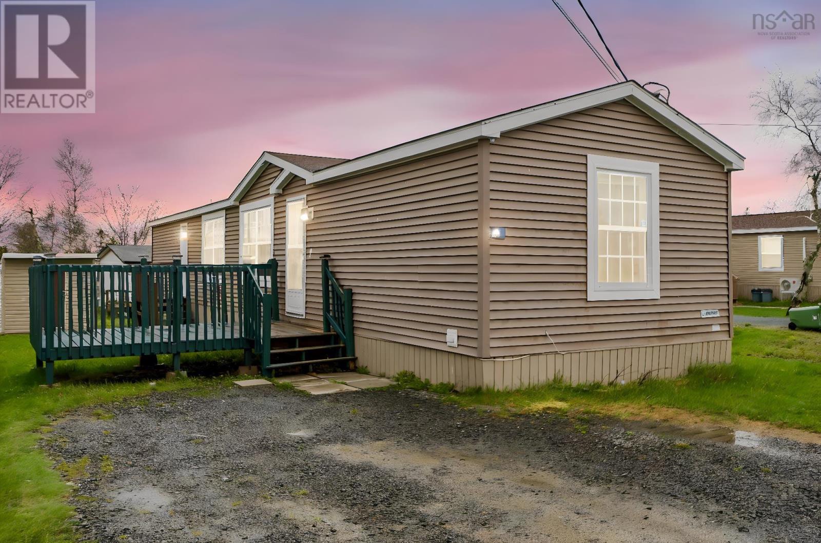 6 Sue Ann Avenue, Mount Uniacke, Nova Scotia