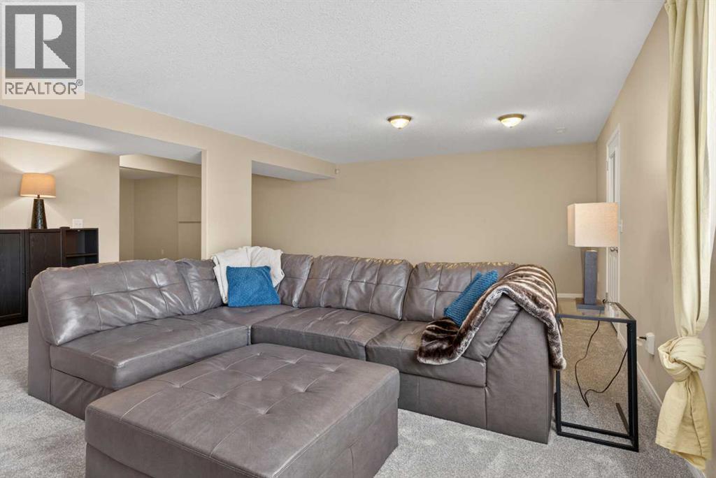 412 Highland Close, Strathmore, Alberta  T2A 3M9 - Photo 23 - A2306186
