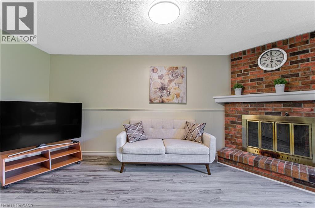 164 White Pine Crescent, Waterloo, Ontario  N2V 1C1 - Photo 6 - 40833768
