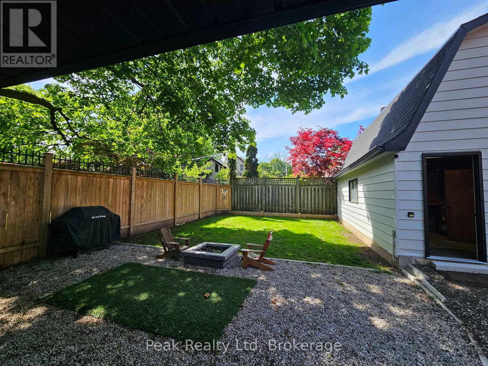 212 Church Street, Stratford, Ontario N5A 2R6 - Photo 2 - X13212482