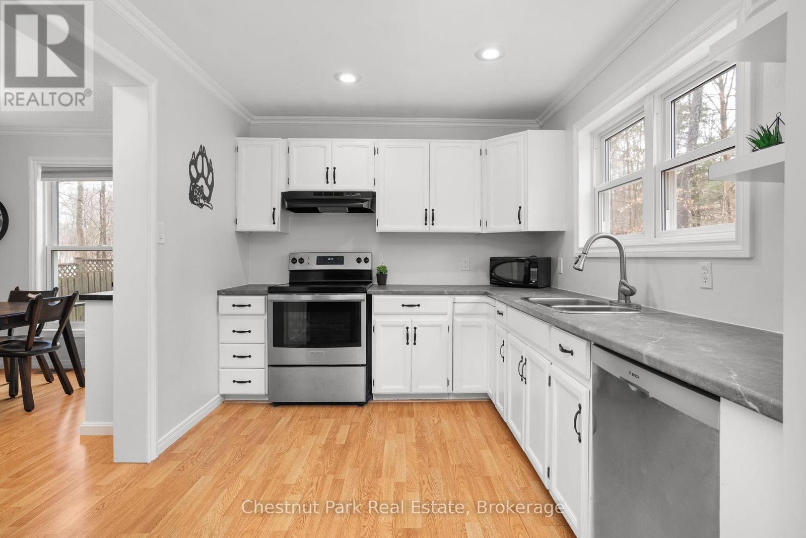 20 Kevin Crescent, Bracebridge, Ontario  P1L 1A8 - Photo 11 - X13212492
