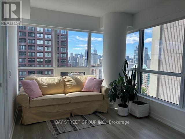 1802 - 395 BLOOR STREET E, Toronto, Ontario