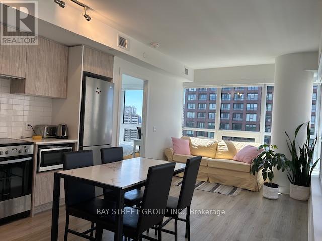 1802 - 395 Bloor Street E, Toronto, Ontario  M4W 1H7 - Photo 3 - C13212444