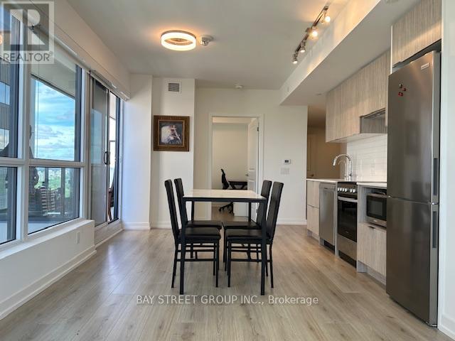 1802 - 395 Bloor Street E, Toronto, Ontario  M4W 1H7 - Photo 4 - C13212444