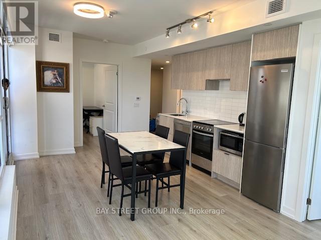 1802 - 395 Bloor Street E, Toronto, Ontario  M4W 1H7 - Photo 5 - C13212444