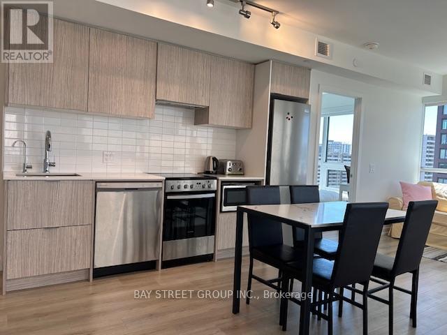 1802 - 395 Bloor Street E, Toronto, Ontario  M4W 1H7 - Photo 6 - C13212444