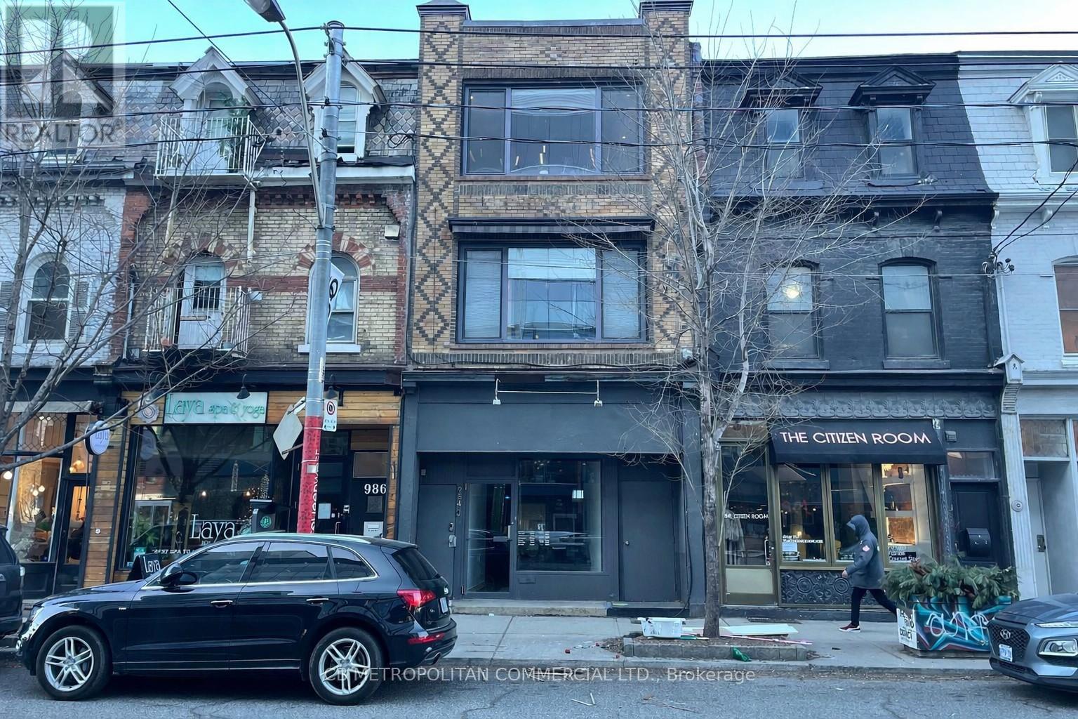 Main - 984 Queen Street W, Toronto, Ontario  M6J 1H1 - Photo 1 - C13212446