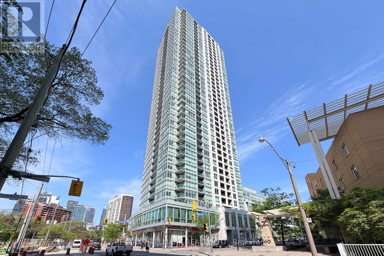 2310 - 120 Homewood Avenue, Toronto, Ontario  M4Y 2J3 - Photo 1 - C13212470