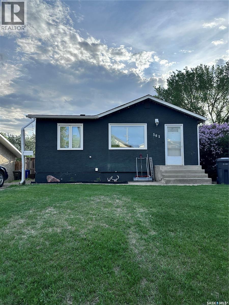 561 105th STREET, North Battleford, Saskatchewan