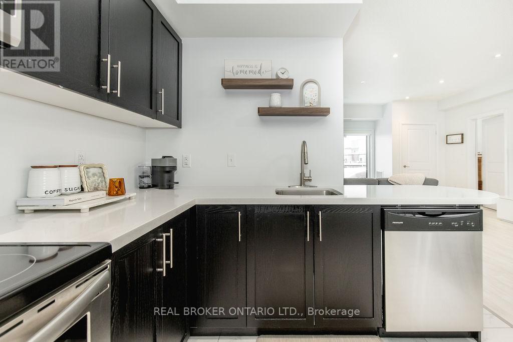 609 - 304 Essa Road, Barrie (400 West), Ontario  L9J 0H4 - Photo 10 - S13212466