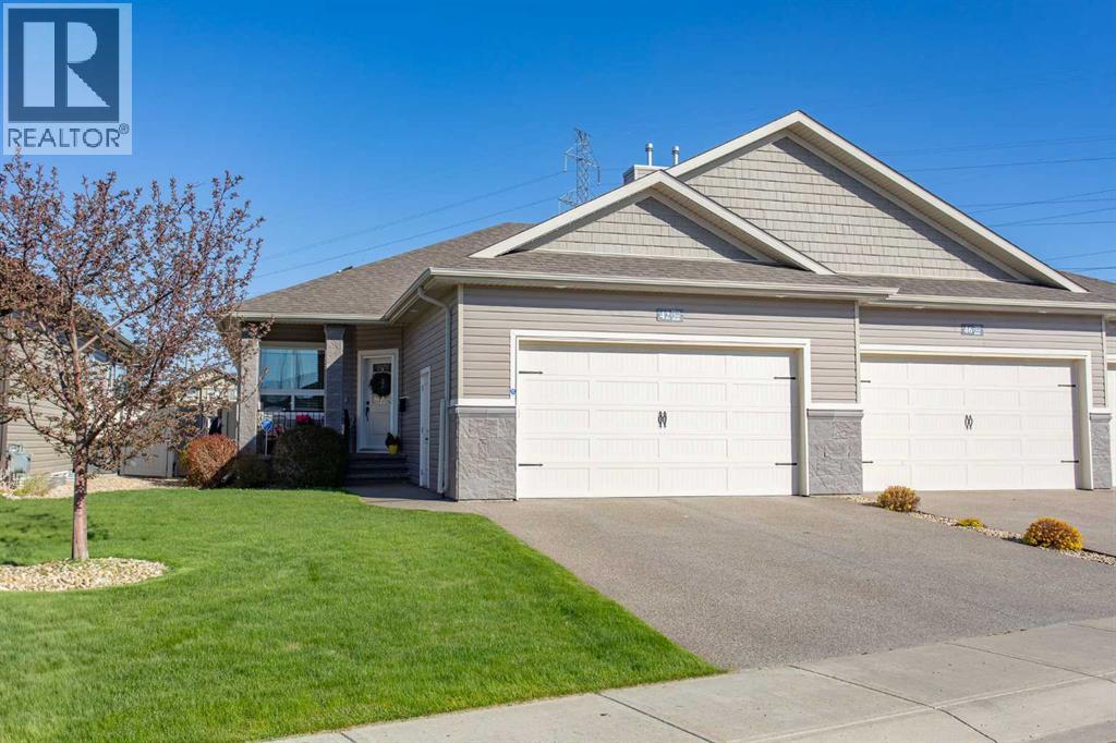 42 Vista Close, Red Deer, Alberta  T4R 0N8 - Photo 1 - A2310816