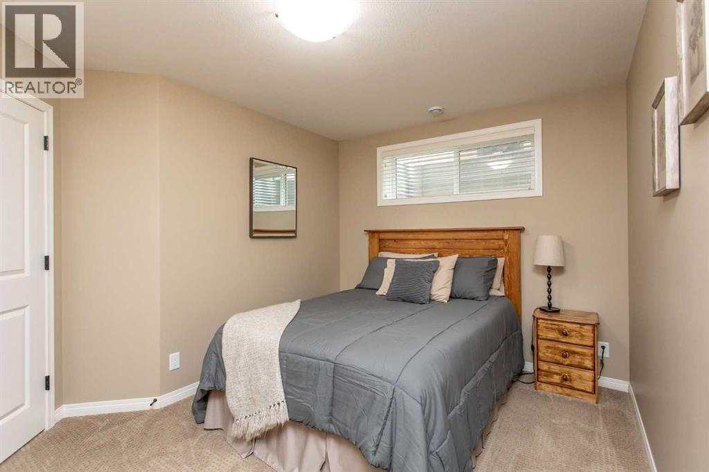 42 Vista Close, Red Deer, Alberta  T4R 0N8 - Photo 24 - A2310816