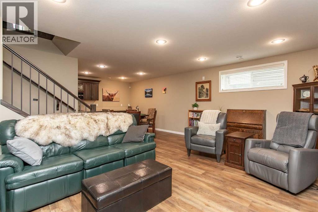 42 Vista Close, Red Deer, Alberta  T4R 0N8 - Photo 21 - A2310816