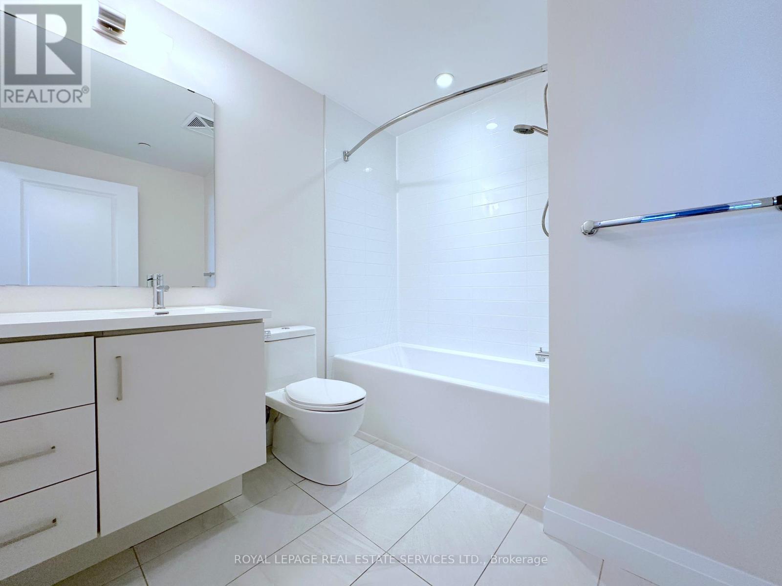 101 - 2333 Taunton Road, Oakville, Ontario  L6H 0N5 - Photo 10 - W13212428