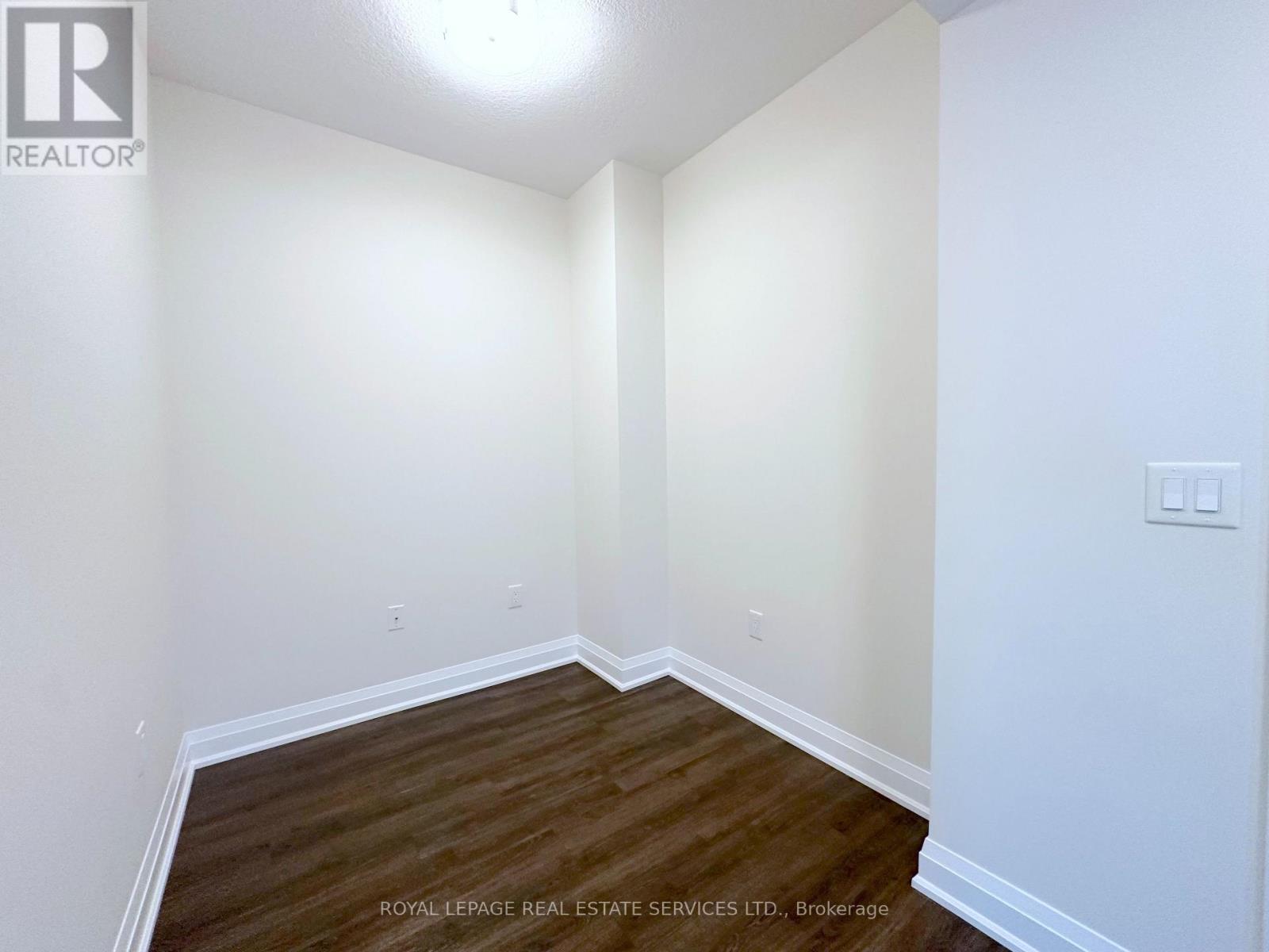 101 - 2333 Taunton Road, Oakville, Ontario  L6H 0N5 - Photo 9 - W13212428
