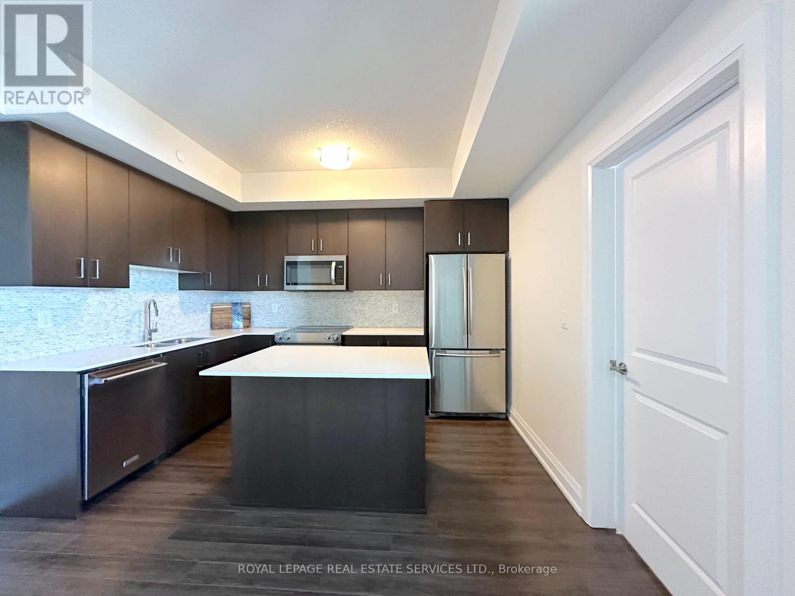 901 - 2333 Taunton Road, Oakville, Ontario  L6H 0N5 - Photo 3 - W13212440