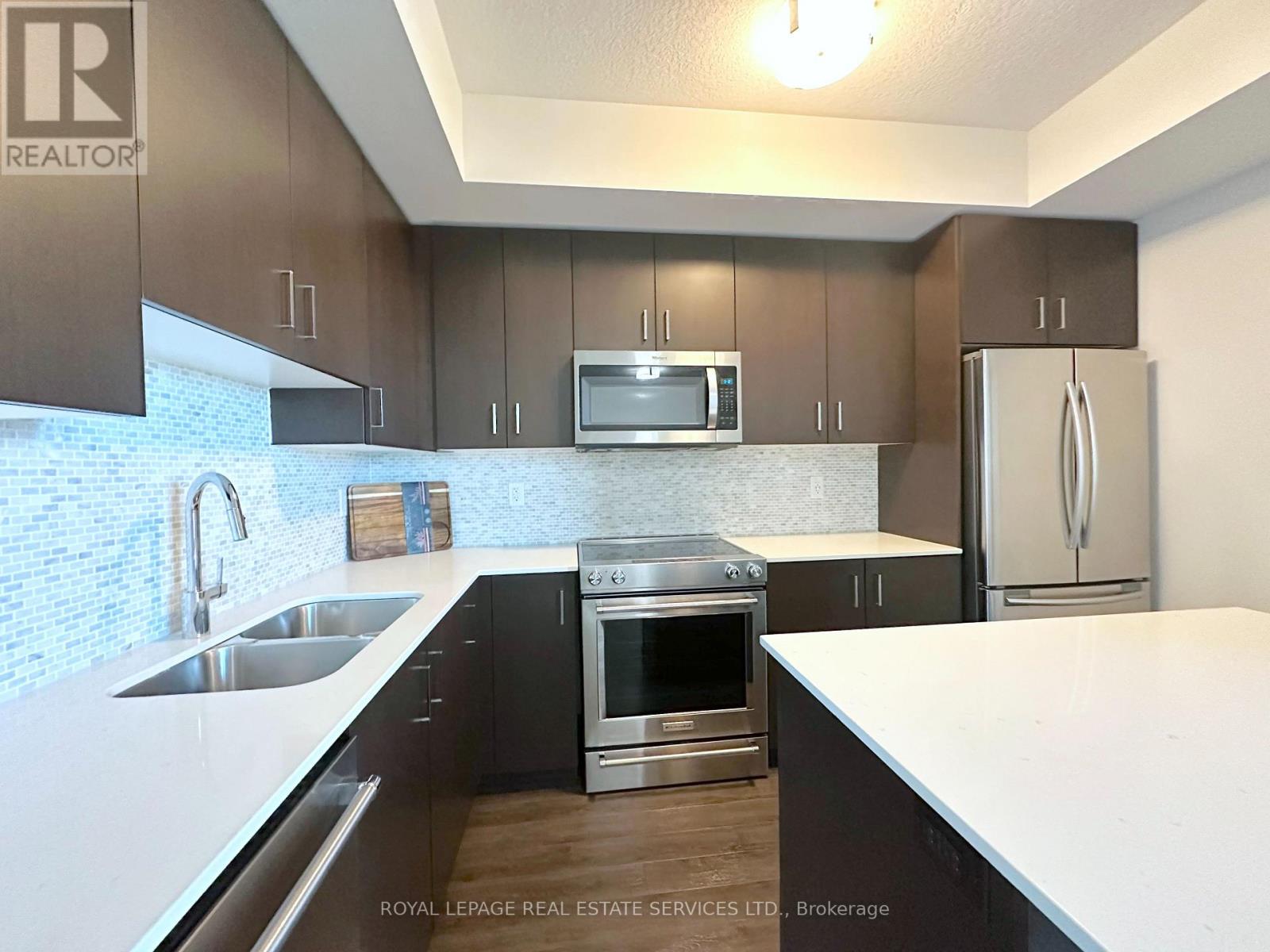 901 - 2333 Taunton Road, Oakville, Ontario  L6H 0N5 - Photo 4 - W13212440