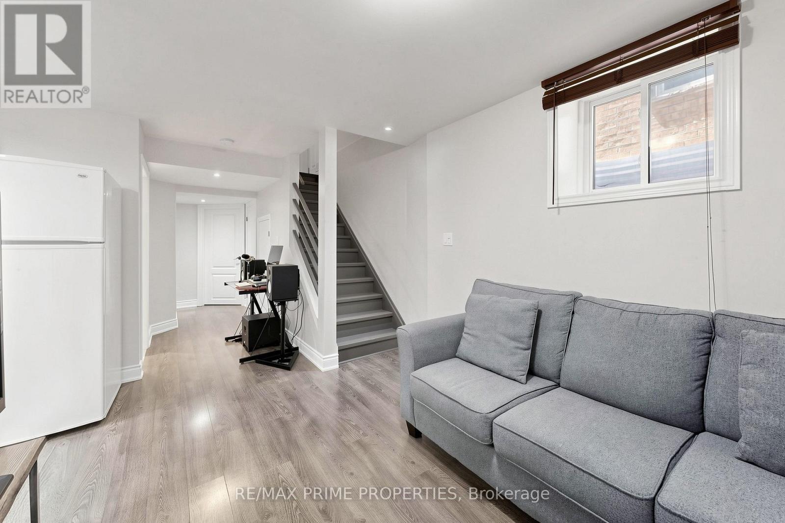 68 Harbourtown Crescent, Brampton, Ontario  L6V 4P5 - Photo 33 - W13212442