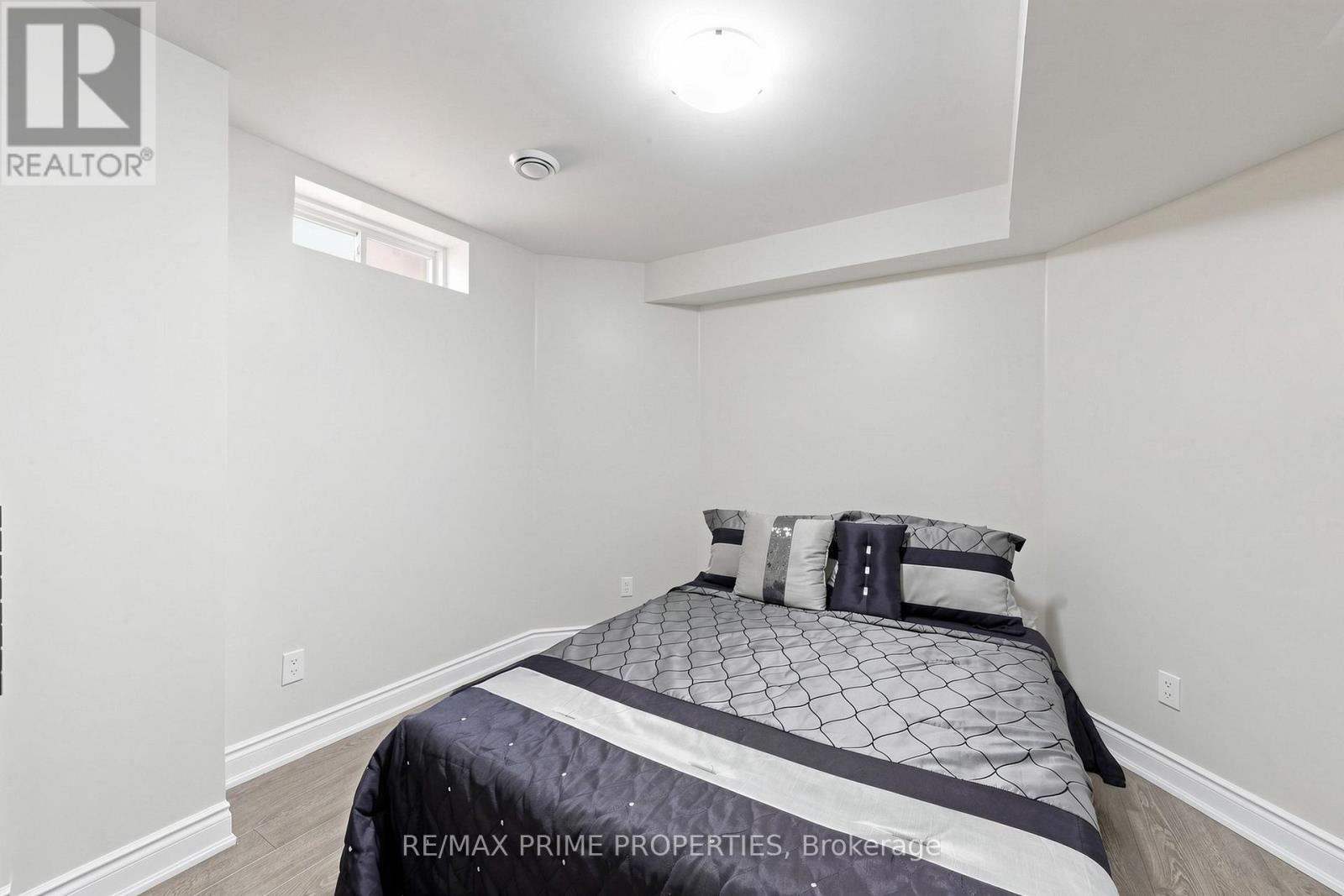 68 Harbourtown Crescent, Brampton, Ontario  L6V 4P5 - Photo 37 - W13212442