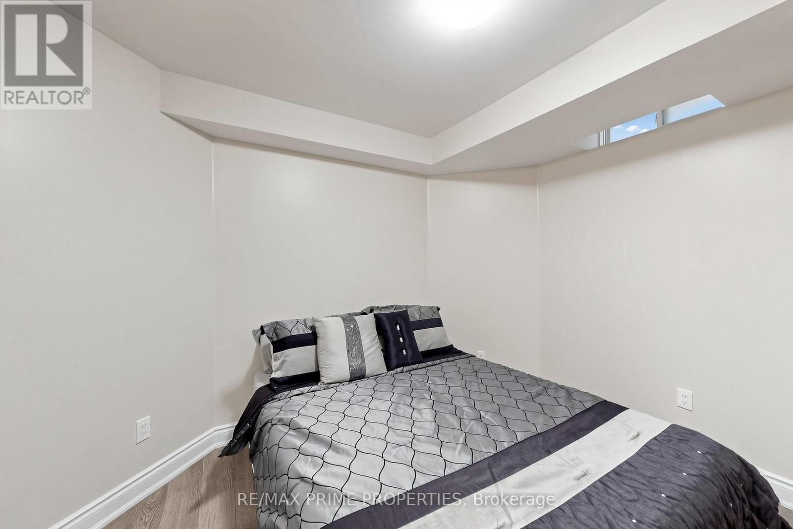 68 Harbourtown Crescent, Brampton, Ontario  L6V 4P5 - Photo 38 - W13212442