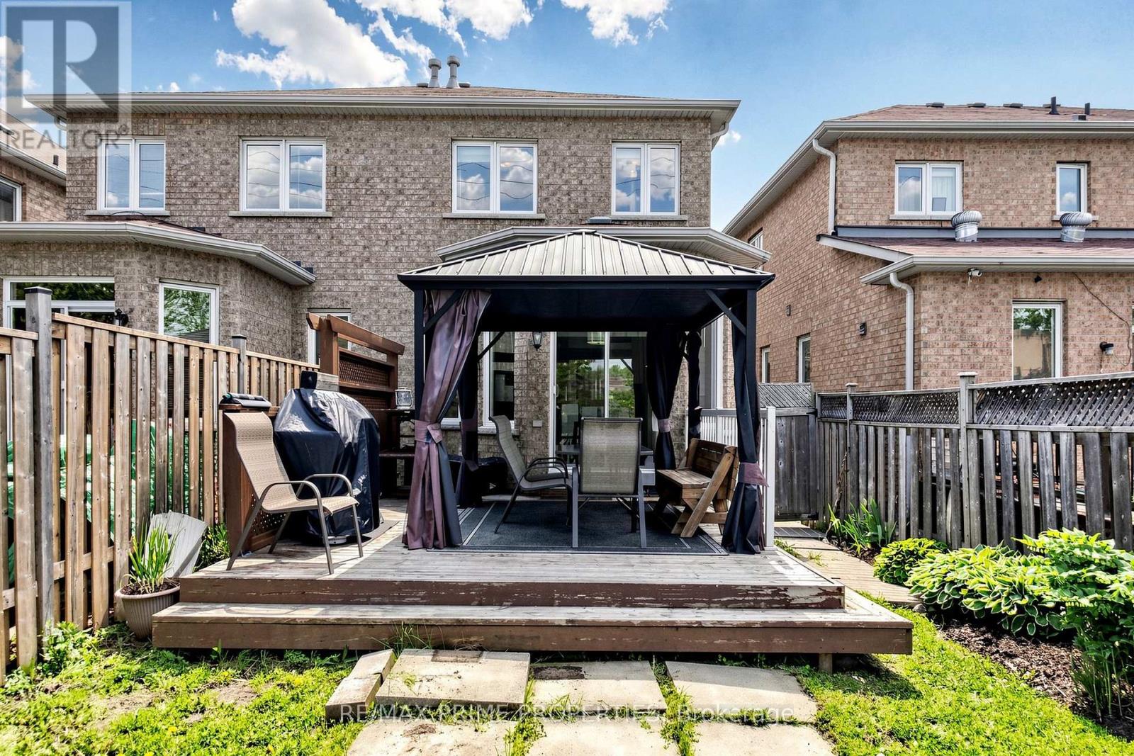 68 Harbourtown Crescent, Brampton, Ontario  L6V 4P5 - Photo 42 - W13212442