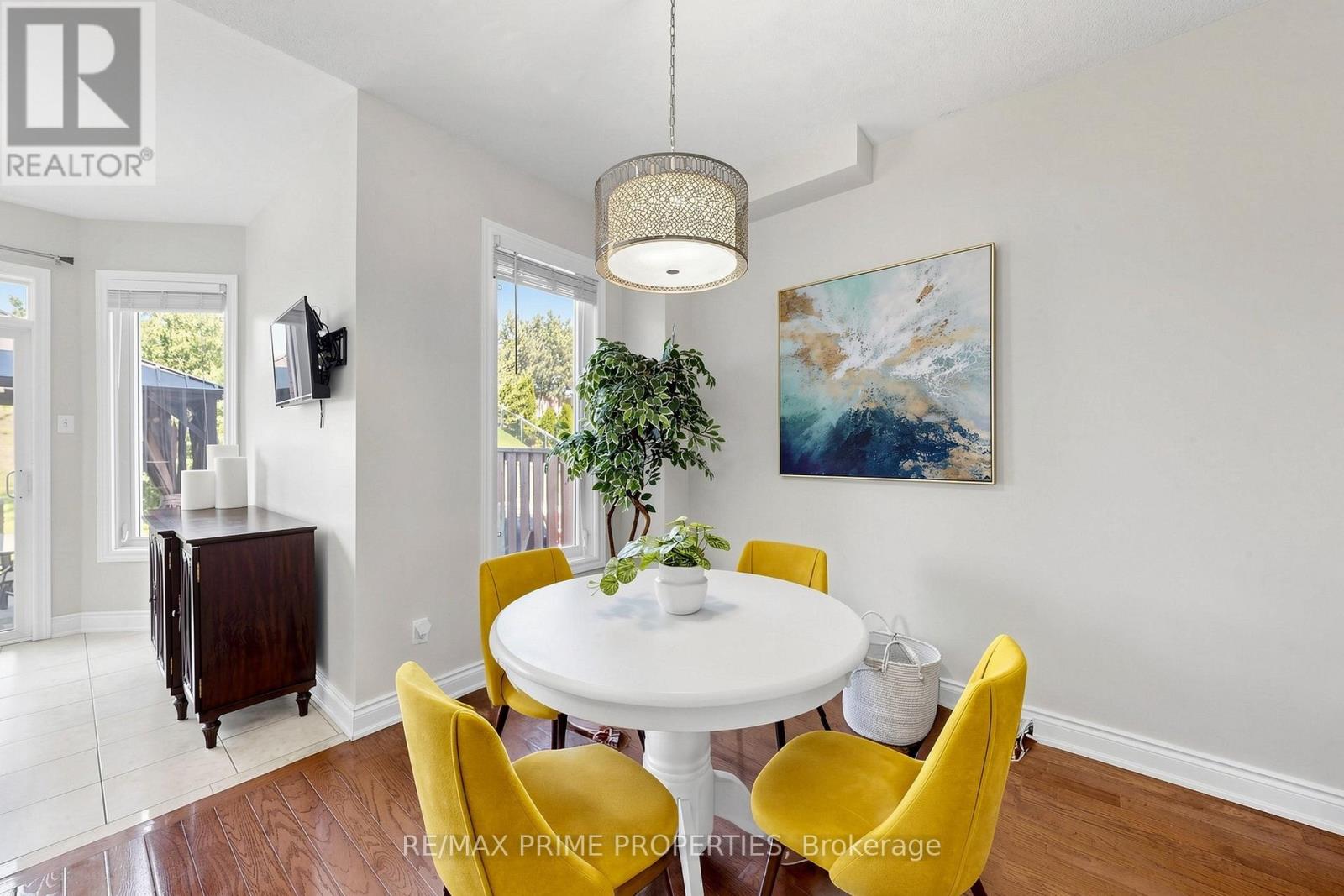 68 Harbourtown Crescent, Brampton, Ontario  L6V 4P5 - Photo 7 - W13212442
