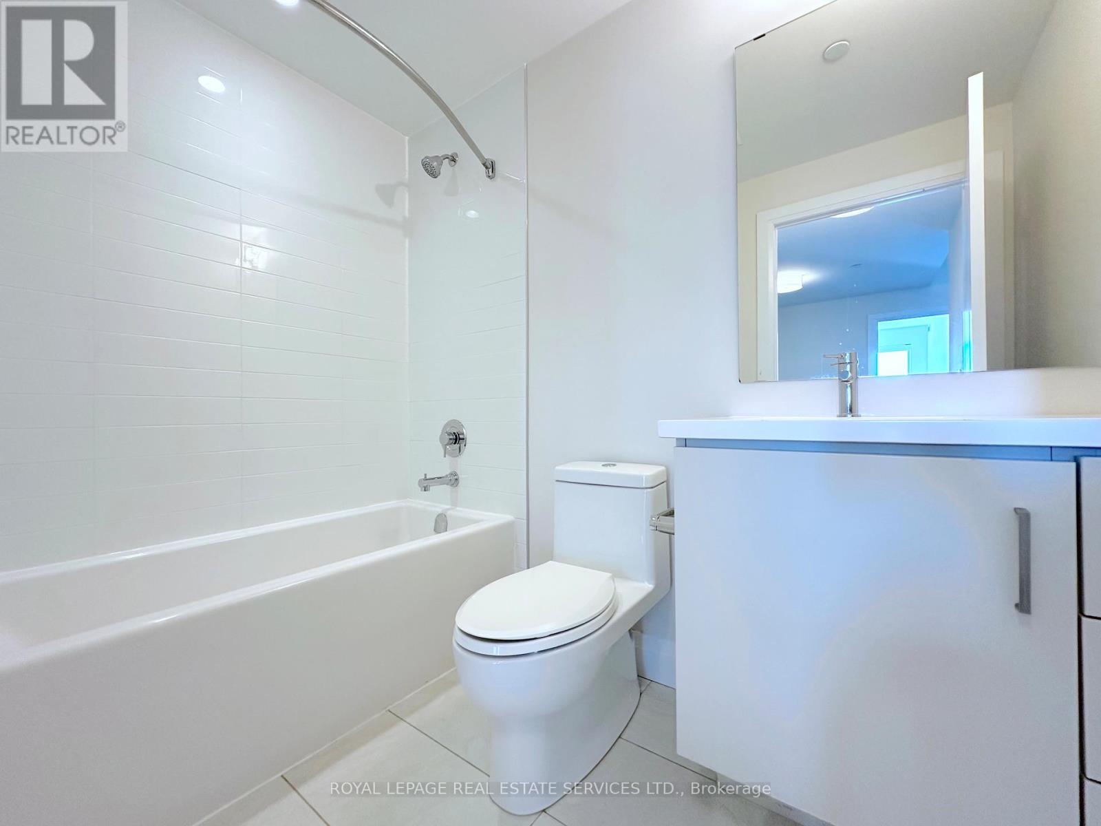 209 - 2333 Taunton Road, Oakville, Ontario  L6H 0N5 - Photo 11 - W13212468