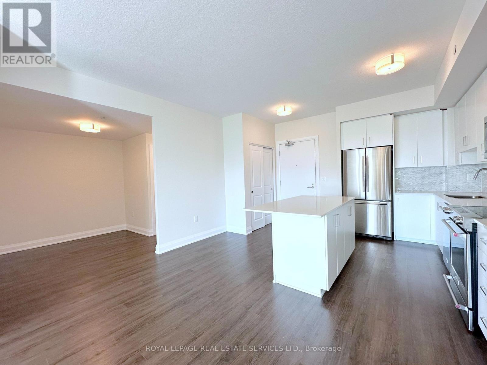 209 - 2333 Taunton Road, Oakville, Ontario  L6H 0N5 - Photo 4 - W13212468