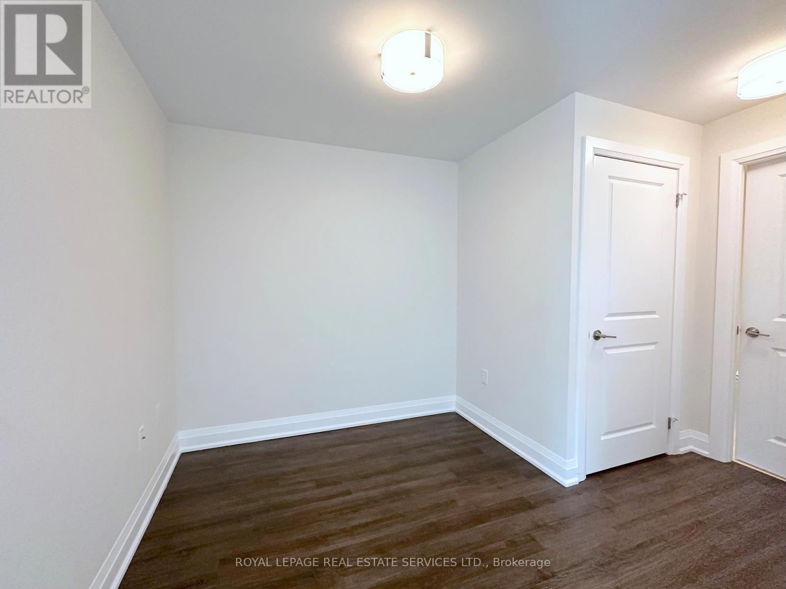 209 - 2333 Taunton Road, Oakville, Ontario  L6H 0N5 - Photo 6 - W13212468