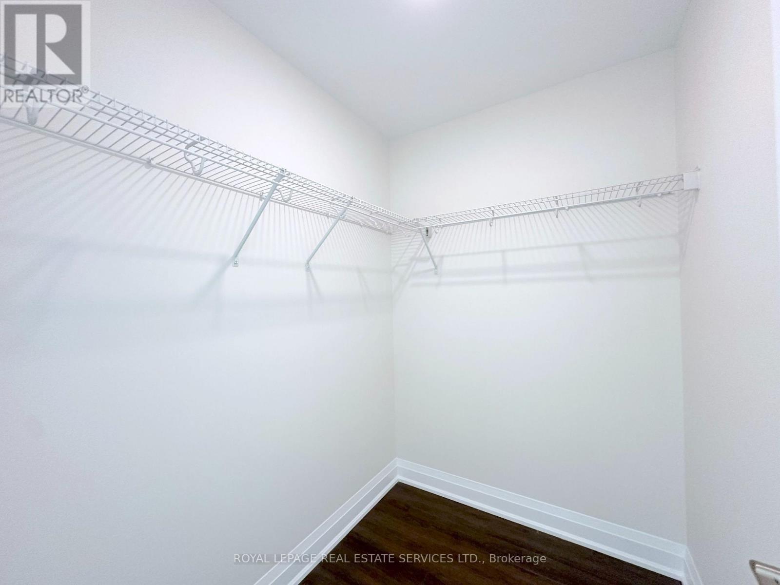209 - 2333 Taunton Road, Oakville, Ontario  L6H 0N5 - Photo 9 - W13212468