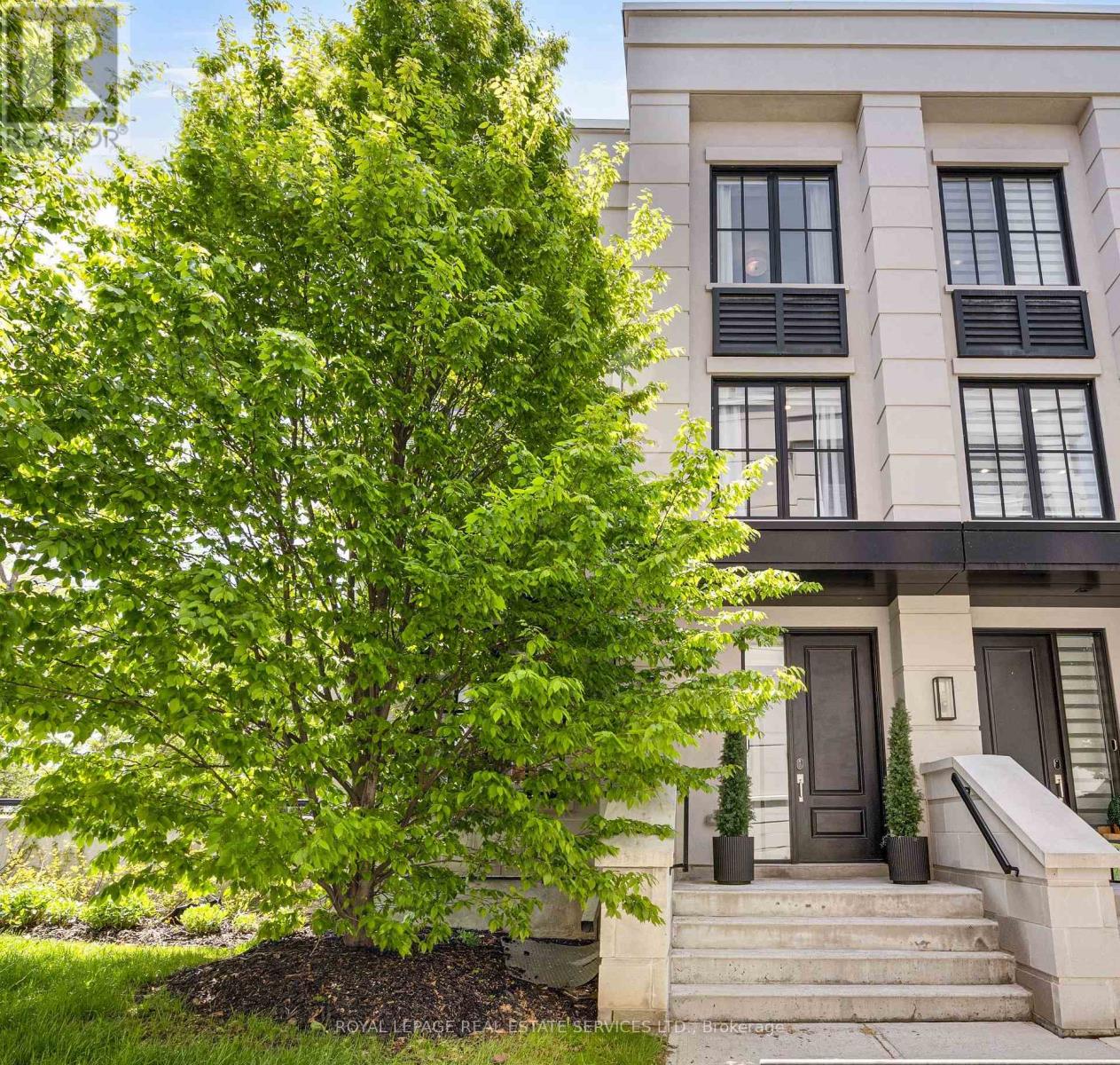 301 - 1195 Gooseberry Lane, Mississauga, Ontario  L5G 0B7 - Photo 1 - W13212484